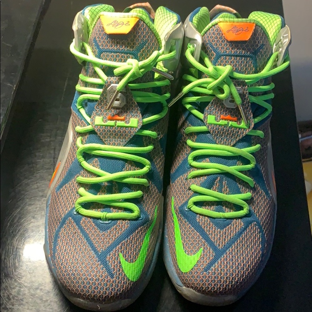 Nike LeBron 12 RPM Trillion Dollar Man